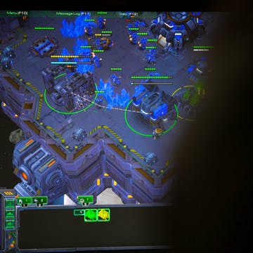 most popular starcraft maps