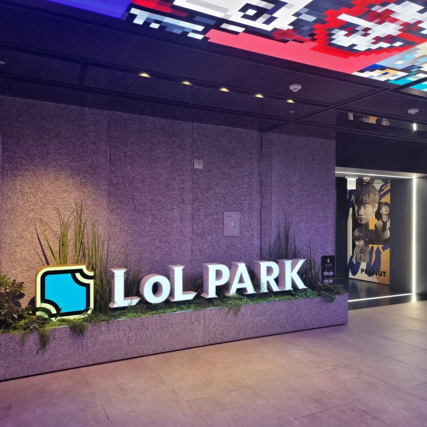 LCK Spring will be held at LoL Park in Seoul, South Korea.